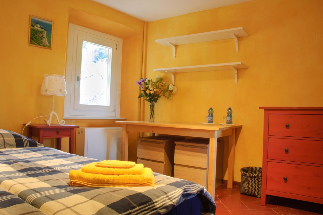 Chez Marianne "Chambres D'Hotes" Astano Exterior photo